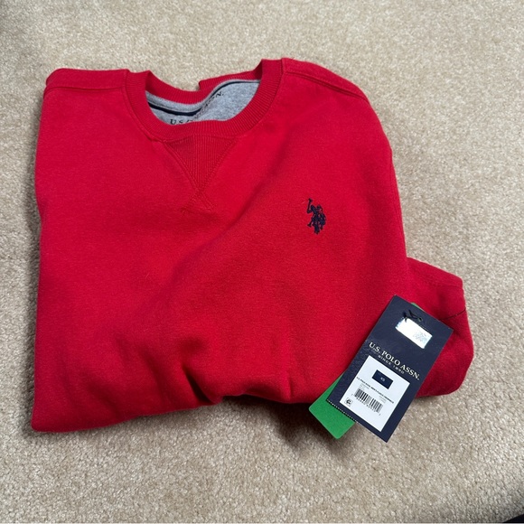 US Polo association crewneck. - Picture 4 of 4